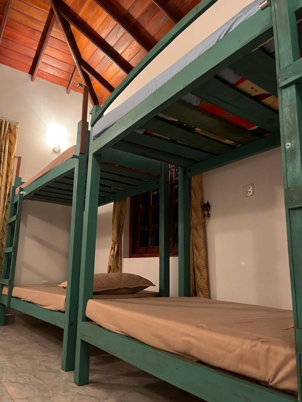 Ceylon Glory Hostel Негомбо Екстер'єр фото