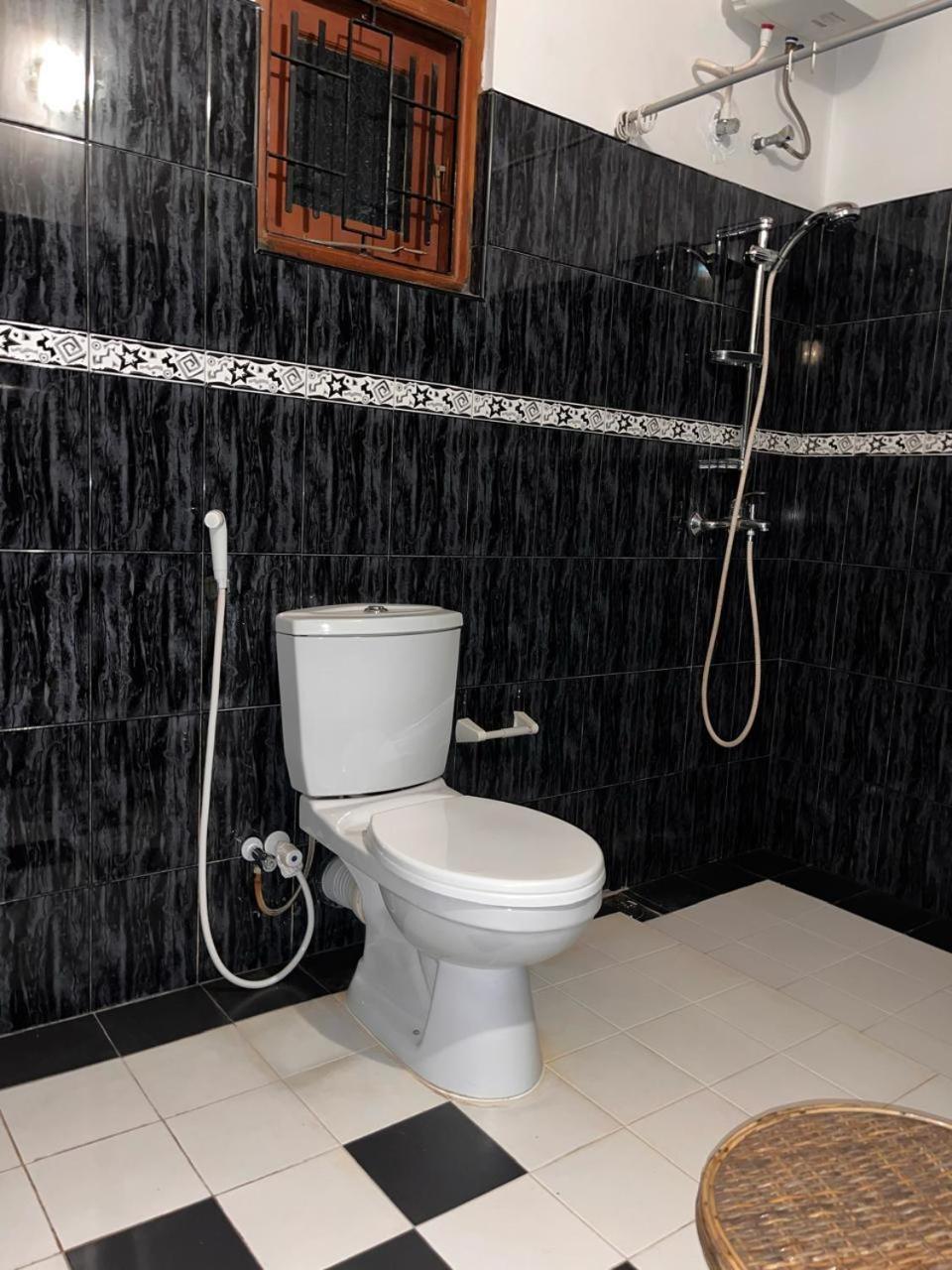 Ceylon Glory Hostel Негомбо Екстер'єр фото