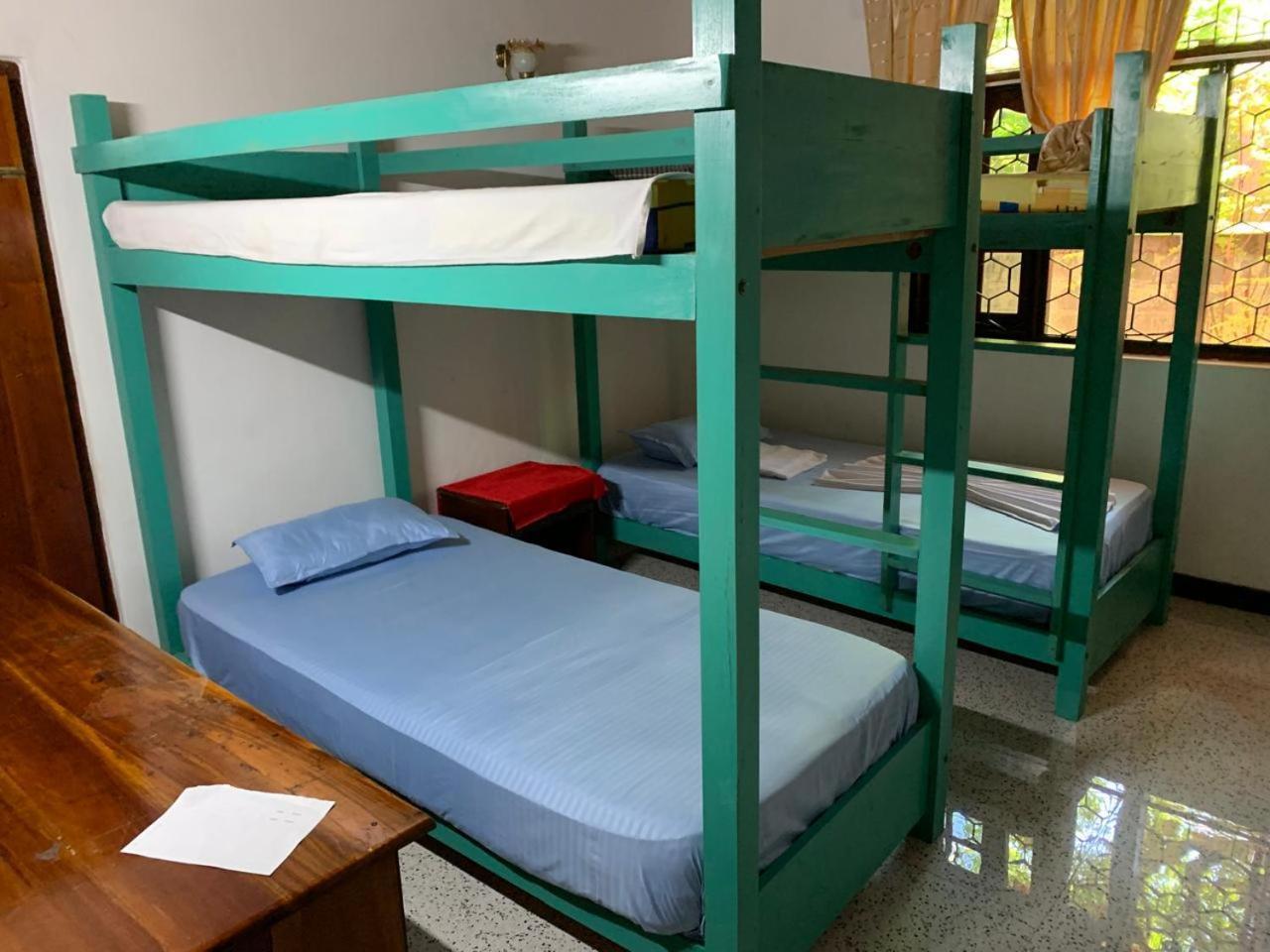 Ceylon Glory Hostel Негомбо Екстер'єр фото