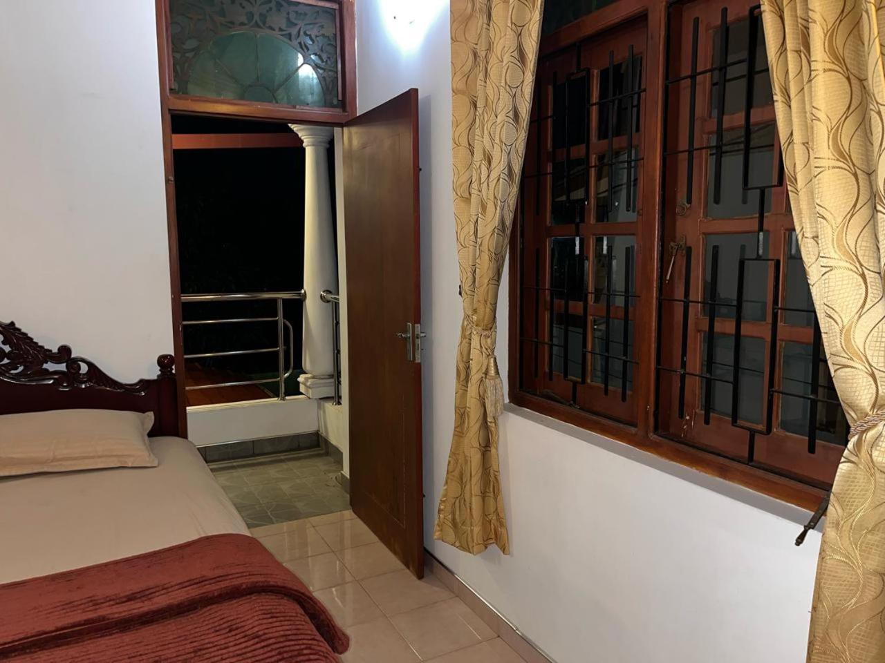 Ceylon Glory Hostel Негомбо Екстер'єр фото